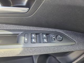 PEUGEOT 3008 usata, con Airbag testa