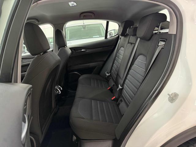 ALFA ROMEO Stelvio usata, con Portellone posteriore elettrico