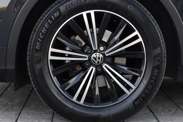 VOLKSWAGEN Tiguan usata, con Airbag testa
