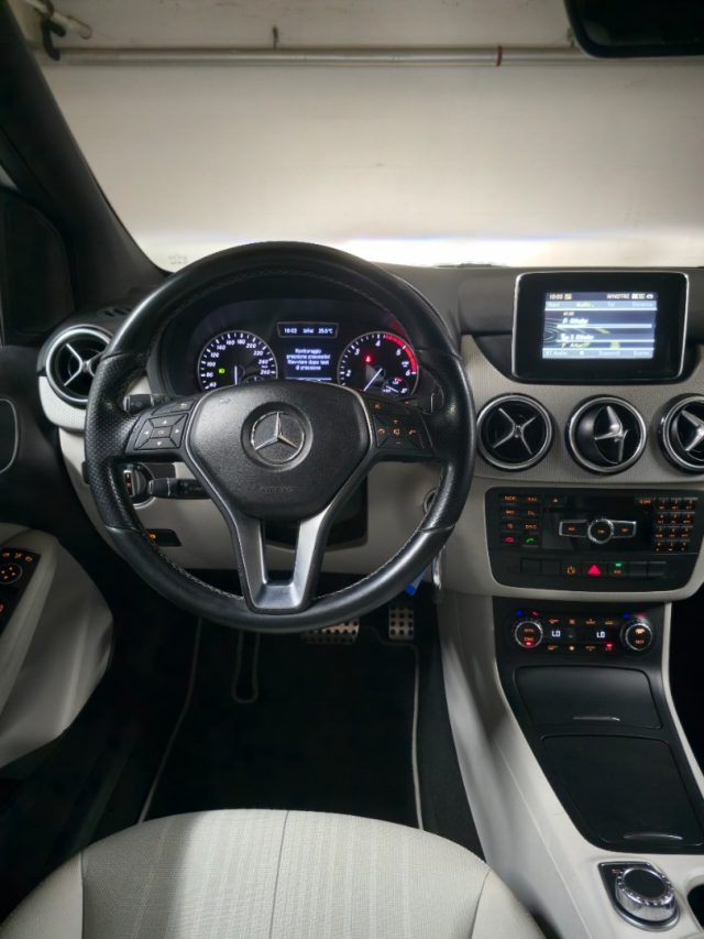 MERCEDES-BENZ B 200 usata, con Fari Xenon