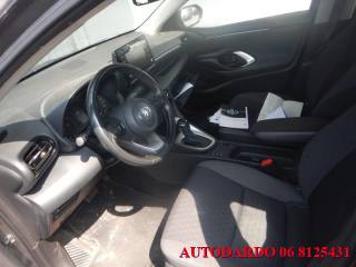TOYOTA Yaris usata, con ESP