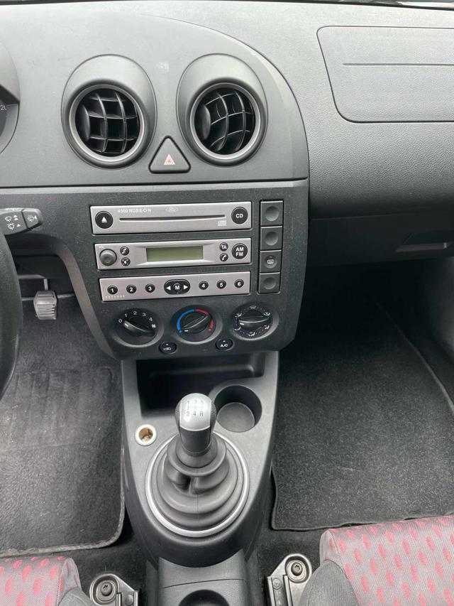 FORD Fiesta usata, con Servosterzo