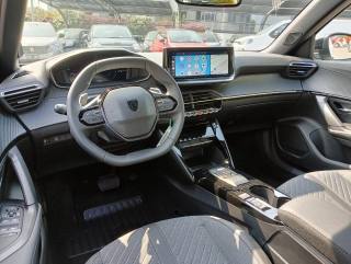 PEUGEOT 2008 usata, con Autoradio