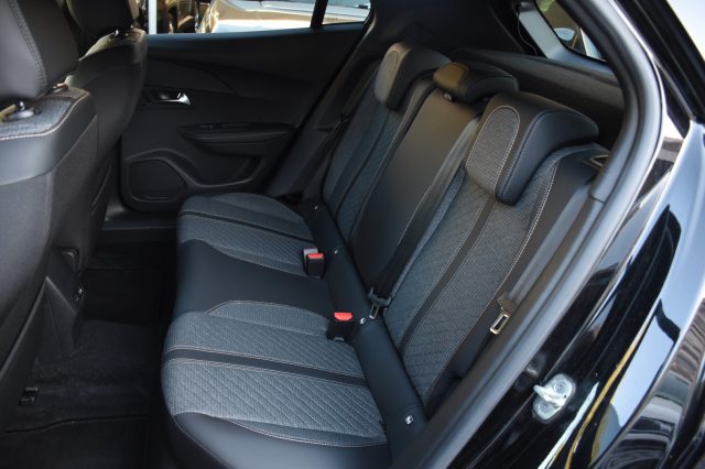 PEUGEOT 2008 usata, con Boardcomputer