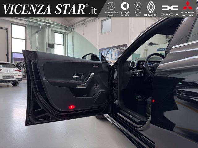MERCEDES-BENZ CLA 200 usata, con Volante in pelle