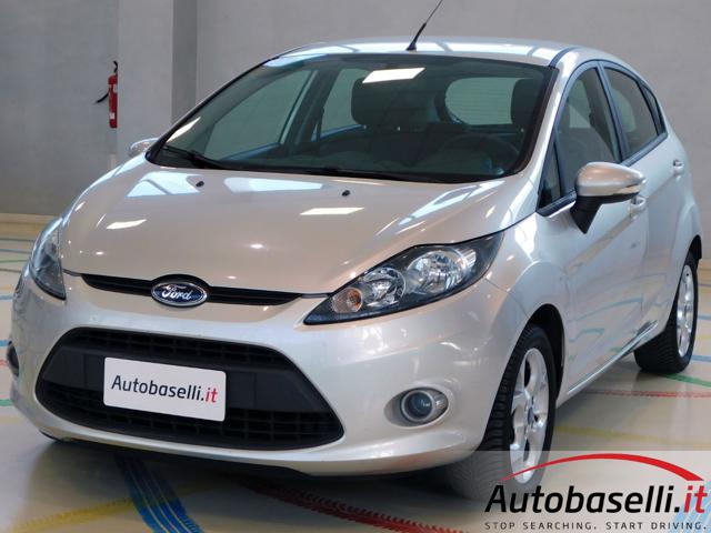 FORD Fiesta usata, con Sedile posteriore sdoppiato
