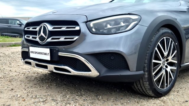 MERCEDES-BENZ E 220 usata, con Servosterzo