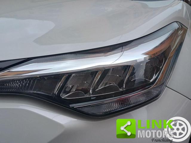 TOYOTA C-HR usata, con Autoradio