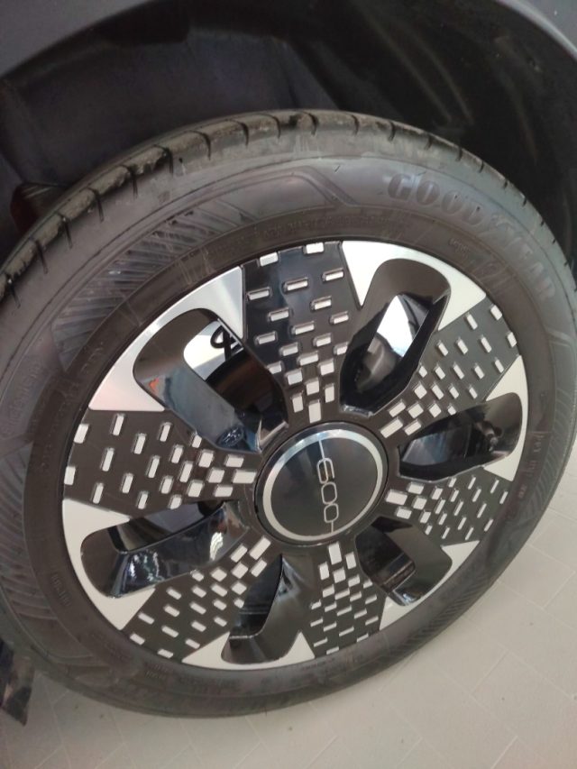 FIAT 600 usata, con Fari LED
