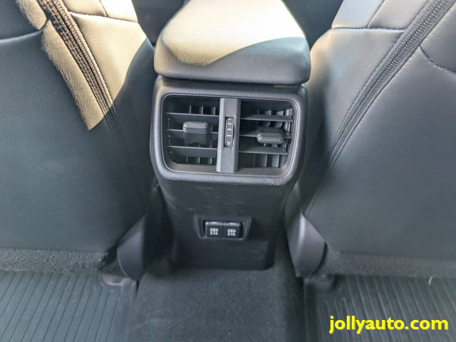 LEXUS UX 250h usata, con Bluetooth