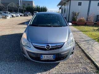 OPEL Corsa usata, con Airbag