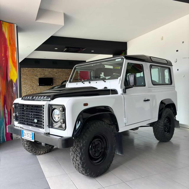 LAND ROVER Defender usata, con Alzacristalli elettrici