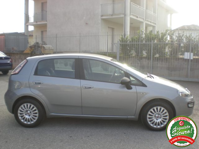FIAT Punto usata 8