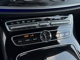 MERCEDES-BENZ E 220 usata, con Controllo trazione