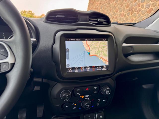 JEEP Renegade usata, con USB
