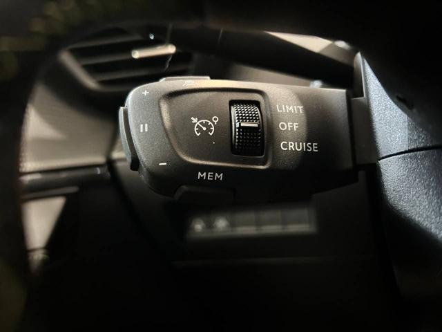 PEUGEOT 208 usata, con Park Distance Control