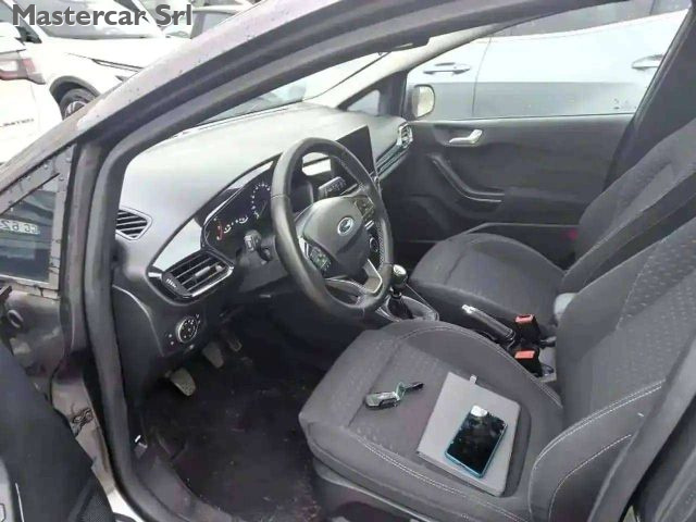 FORD Fiesta usata, con Autoradio
