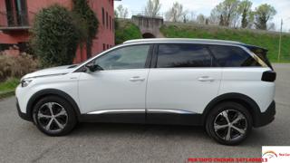 PEUGEOT 5008 usata, con Cerchi in lega