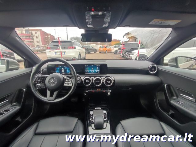 MERCEDES-BENZ A 180 usata, con Chiusura centralizzata