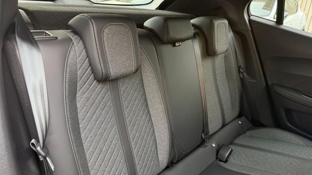PEUGEOT 2008 usata, con Interni in pelle