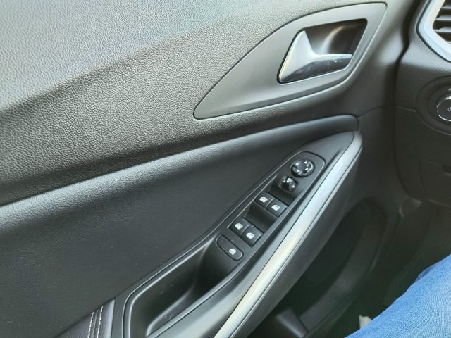 OPEL Grandland usata, con Frenata d