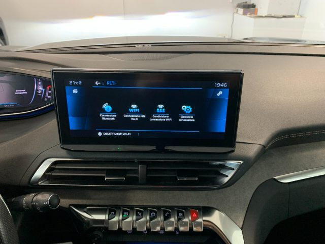 PEUGEOT 3008 usata, con Sistema di navigazione