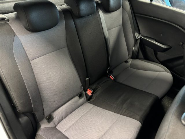 HYUNDAI i20 usata, con USB
