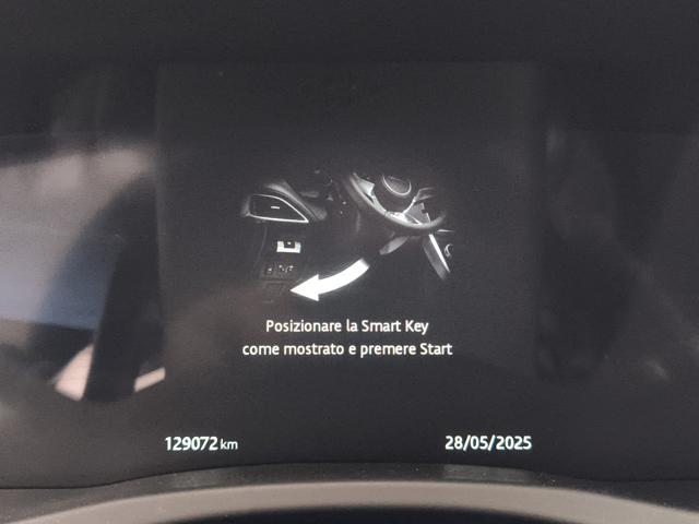 JAGUAR XE usata, con Bluetooth