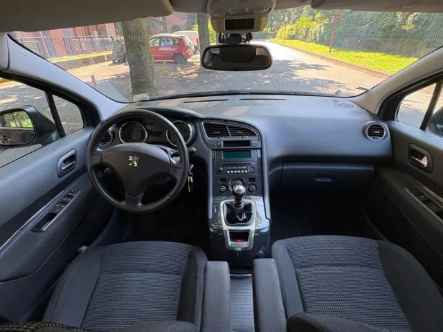PEUGEOT 5008 usata, con Climatizzatore