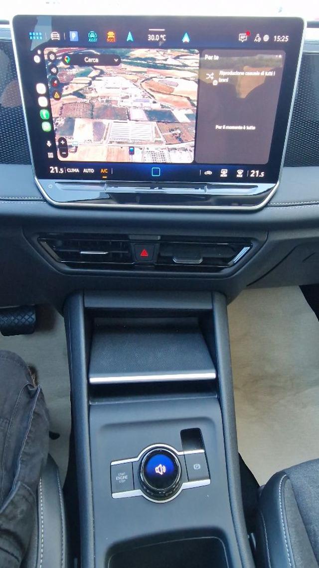 VOLKSWAGEN Tiguan usata, con Autoradio