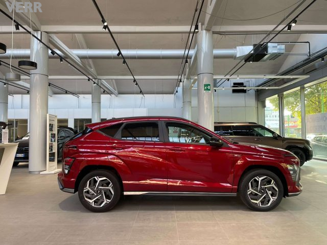 HYUNDAI Kona usata, con Volante in pelle
