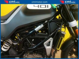 HUSQVARNA Svartpilen 401 usata 8