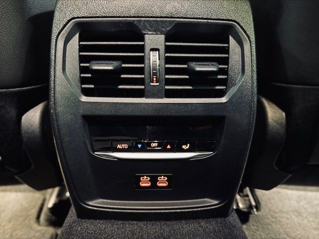 BMW 320 usata, con Touch screen