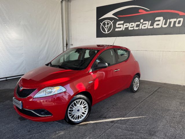 LANCIA Ypsilon usata, con Controllo trazione