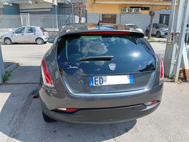 LANCIA Delta usata, con Alzacristalli elettrici