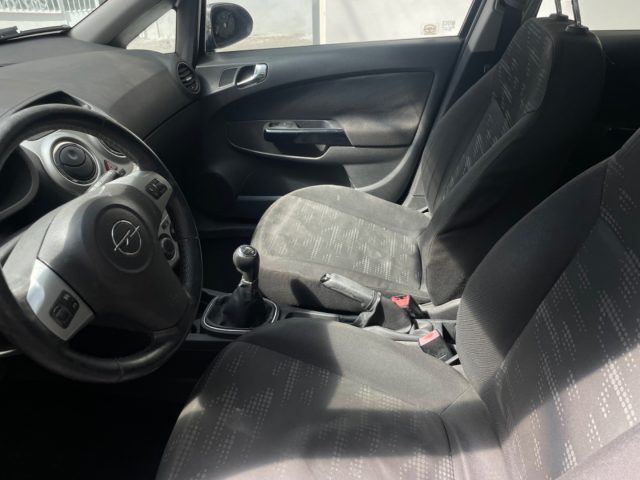 OPEL Corsa usata, con Lettore CD