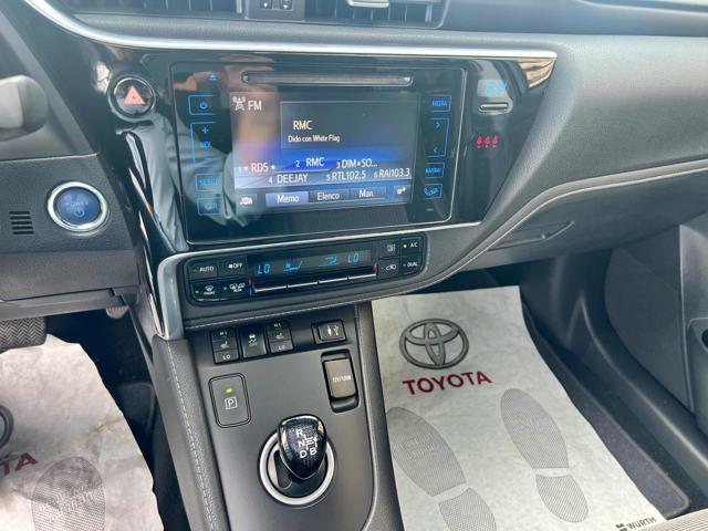 TOYOTA Auris Touring Sports usata, con Volante in pelle