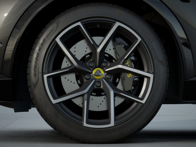 LOTUS Eletre usata, con Cruise Control
