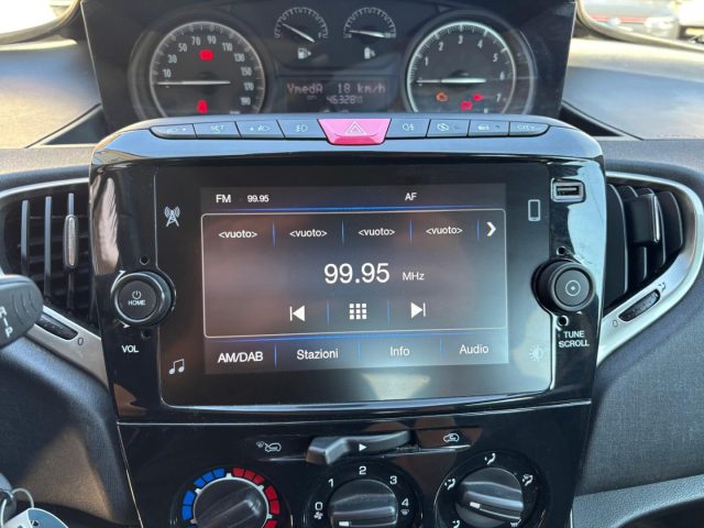LANCIA Ypsilon usata, con Airbag laterali
