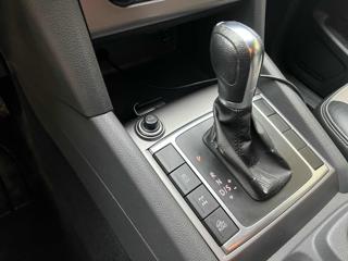 VOLKSWAGEN Amarok usata, con Cruise Control