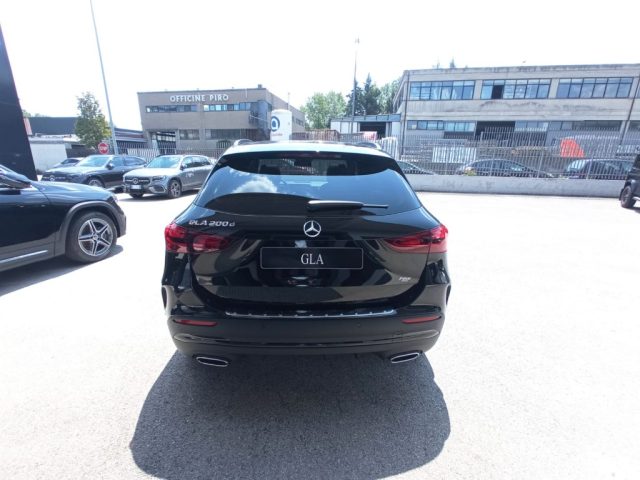 MERCEDES-BENZ GLA 200 usata, con Autoradio