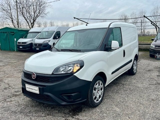 FIAT Doblo usata, con Airbag