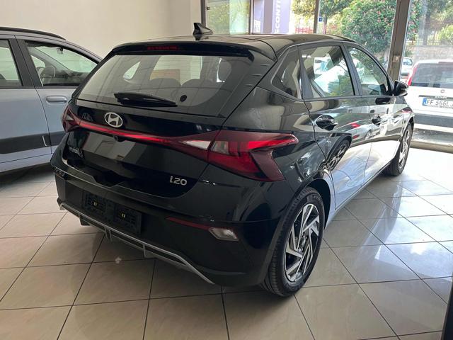 HYUNDAI i20 usata, con Airbag laterali