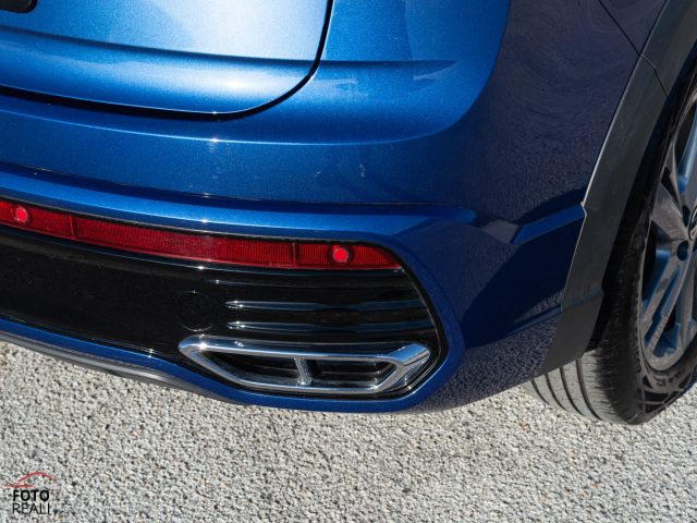 VOLKSWAGEN Taigo usata, con Luci diurne LED