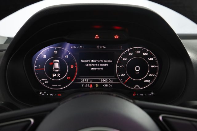 AUDI Q2 usata 14