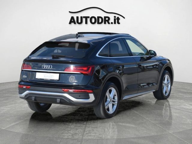 AUDI Q5 usata, con USB