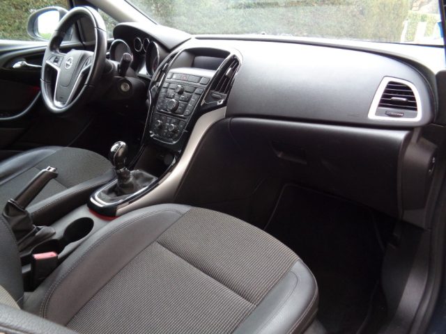 OPEL Astra usata, con Chiusura centralizzata