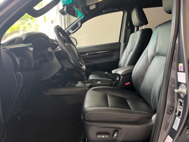 TOYOTA Hilux usata 25