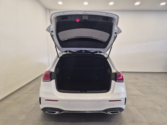 MERCEDES-BENZ A 180 usata, con Specchietti laterali elettrici