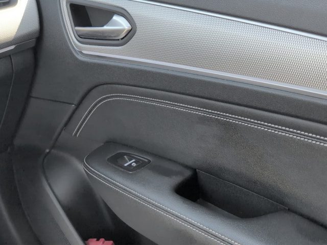 RENAULT Arkana usata, con Fari LED